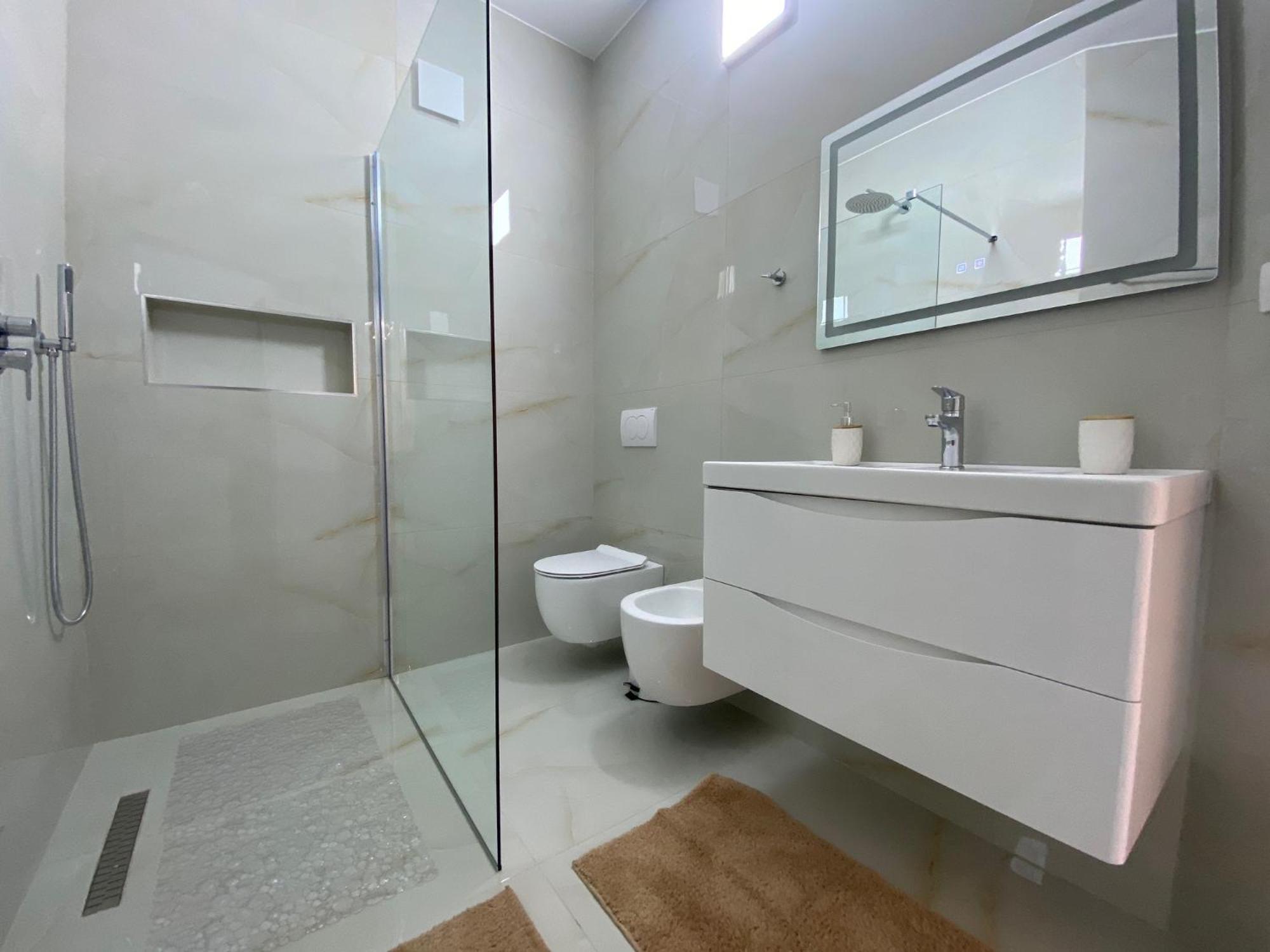 Central Cozy Apartment Тирана Екстер'єр фото